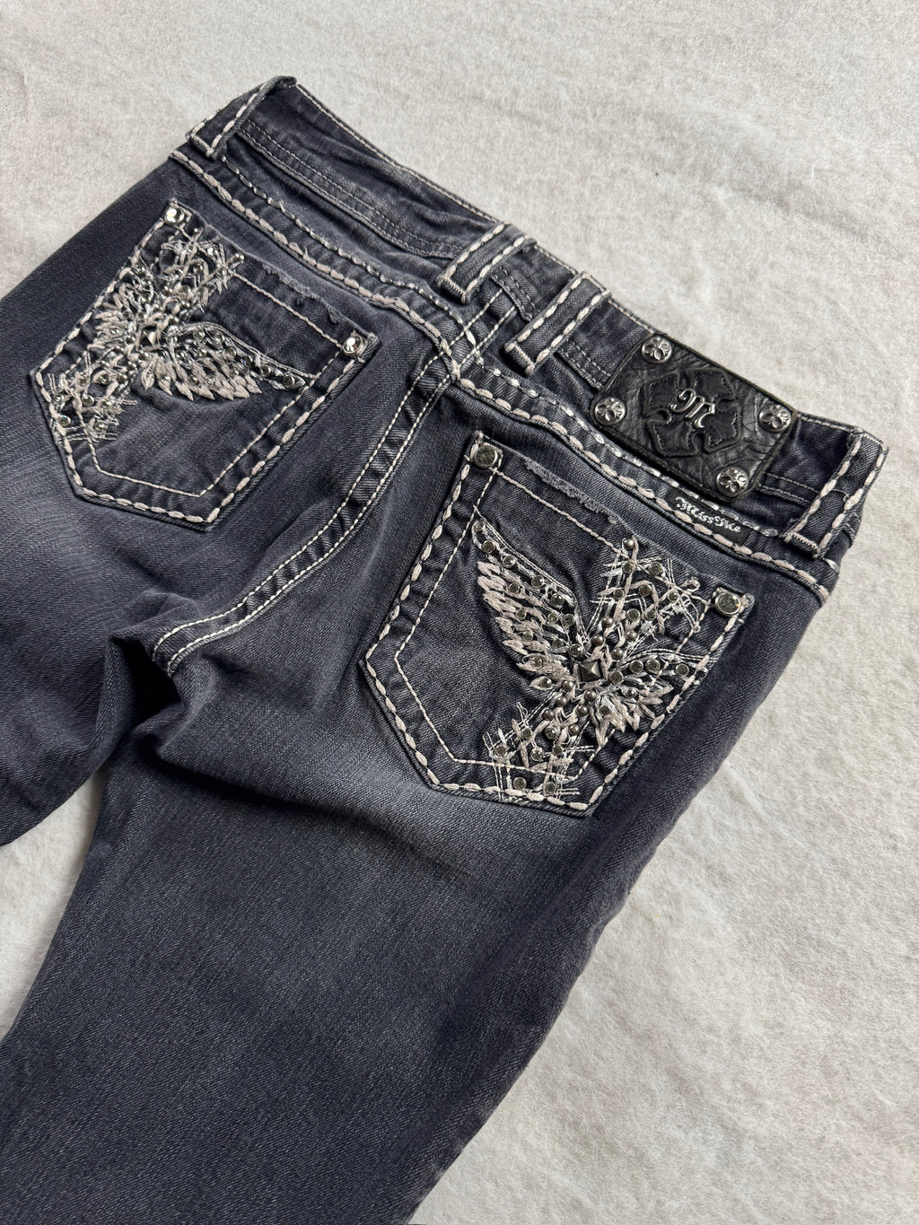 Miss Me Boot Cut Low Waist Jeans 28