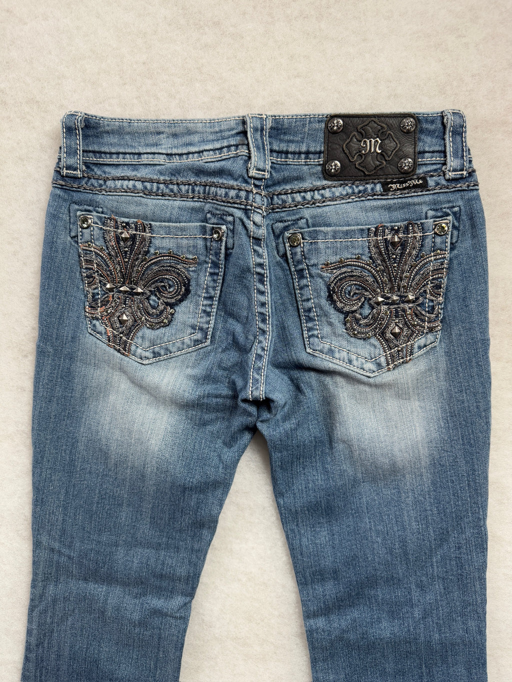 Miss Me Boot Cut Low Waist Jeans 28