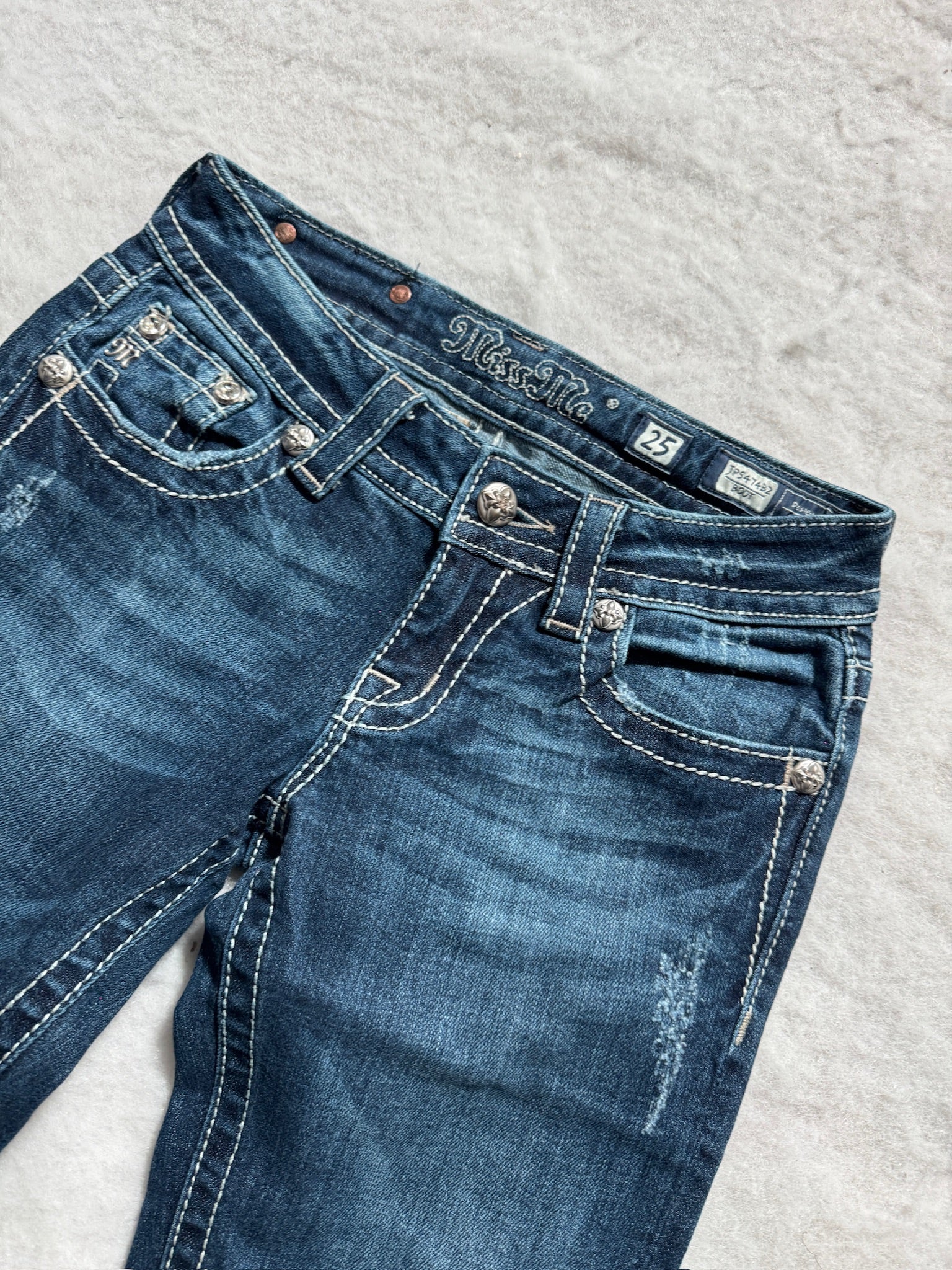 Miss Me Boot Cut Low Waist Jeans 25