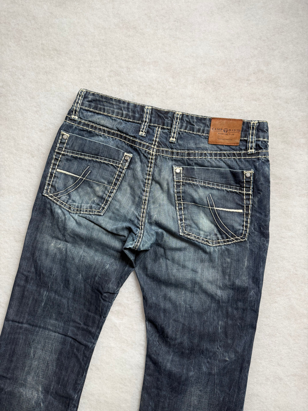 Camp David Jeans 32