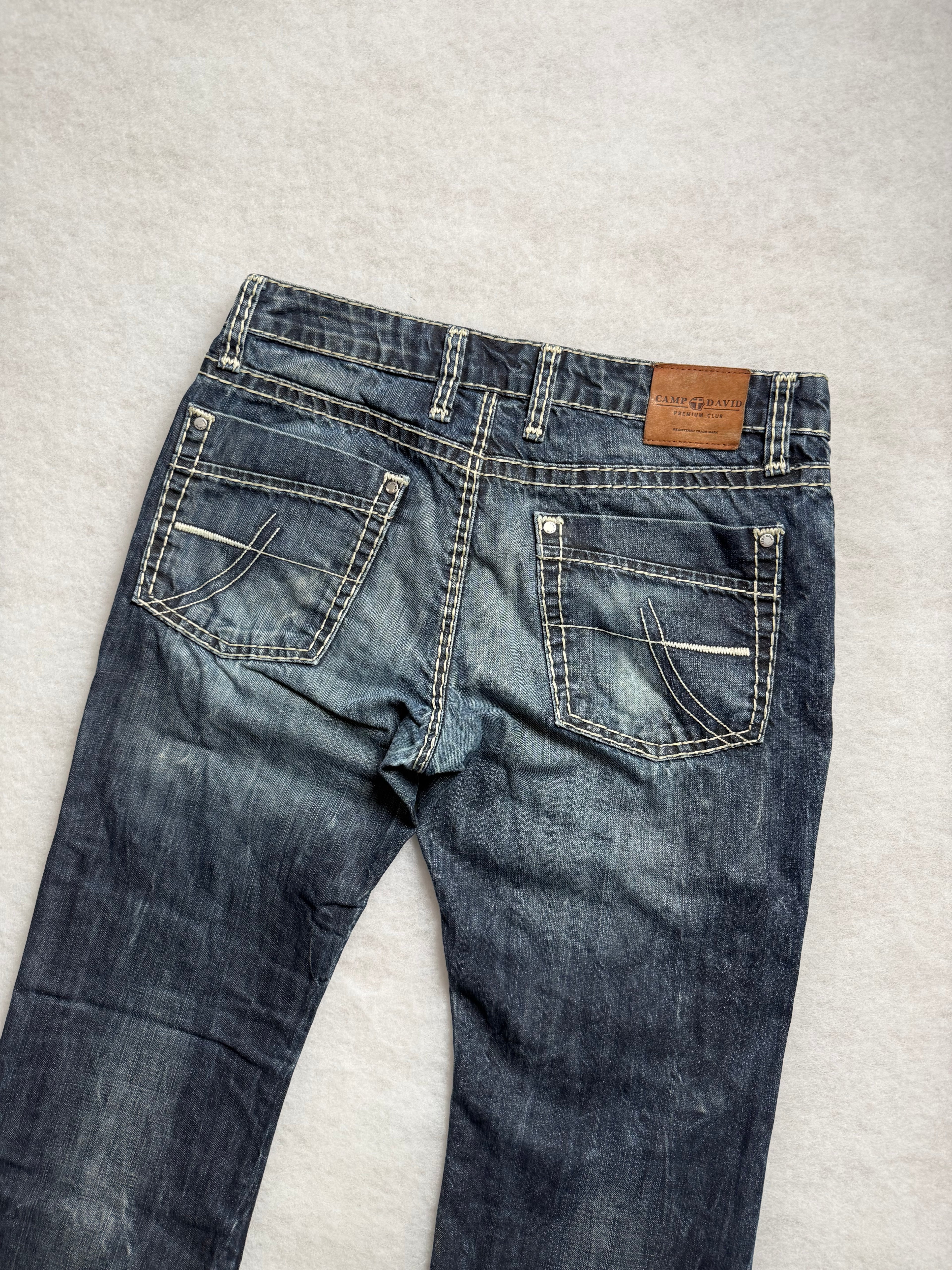 Camp David Jeans 32