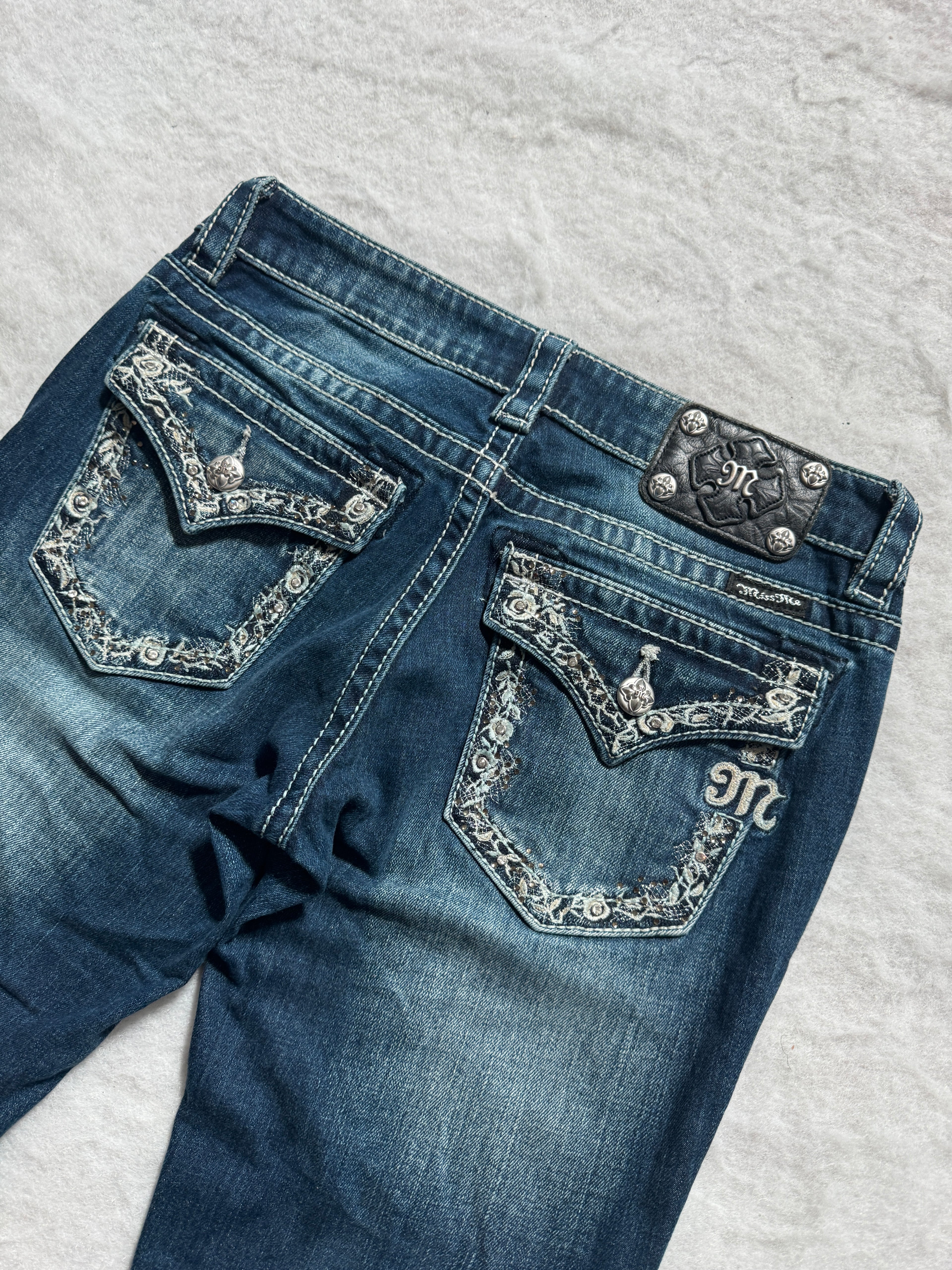 Miss Me Boot Cut Low Waist Jeans 28