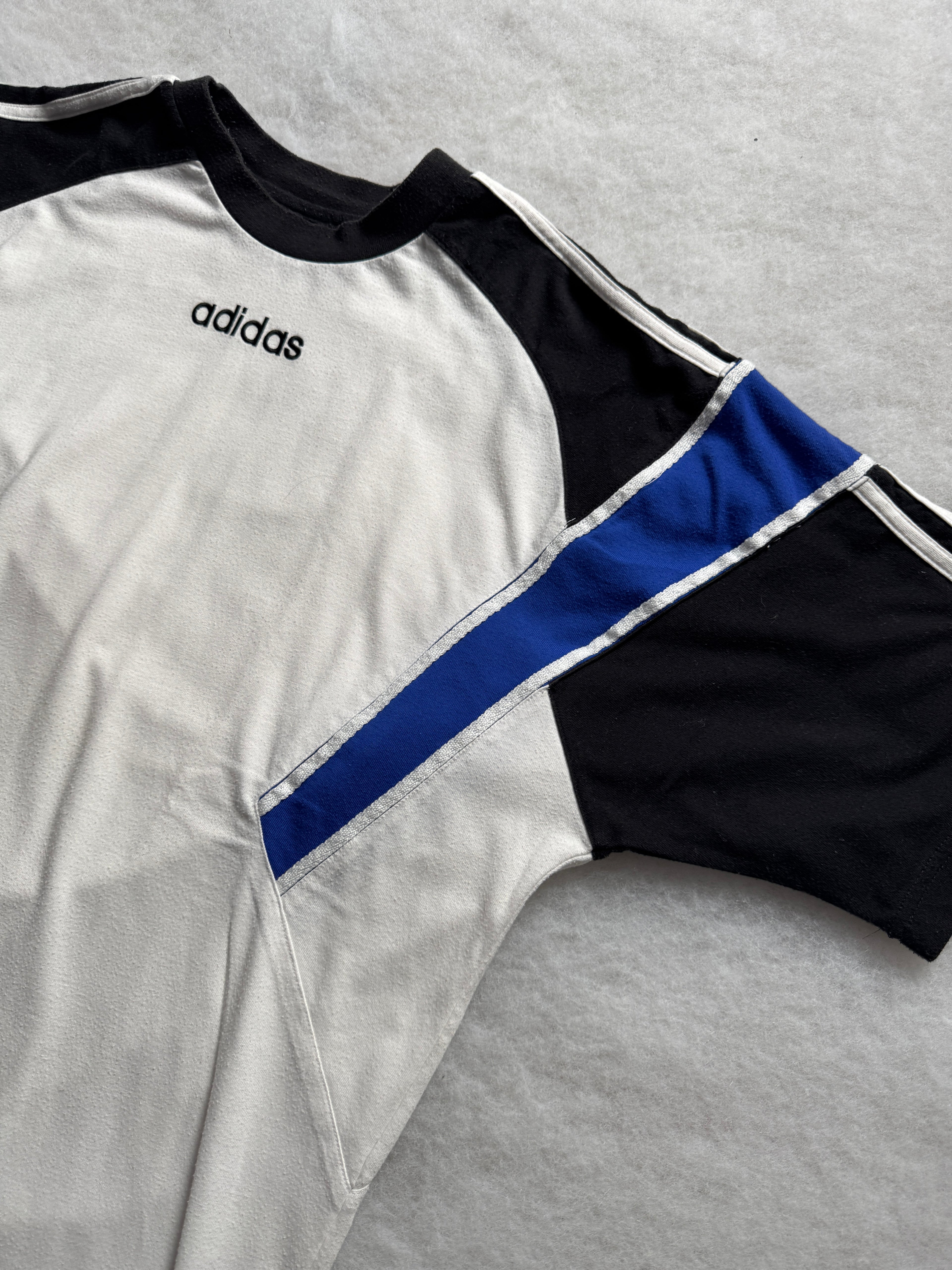 Adidas T-Shirt