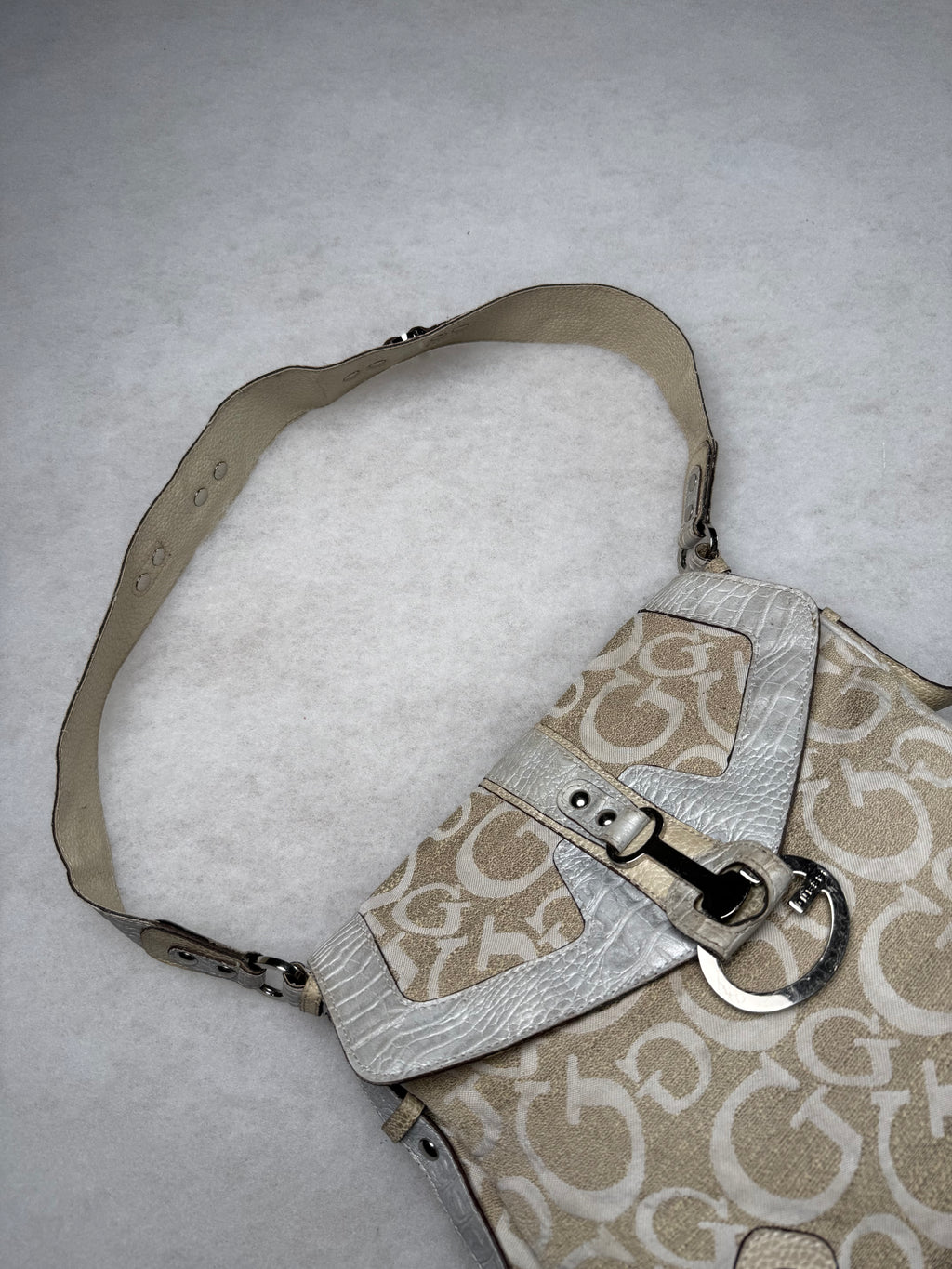 Guess Tasche