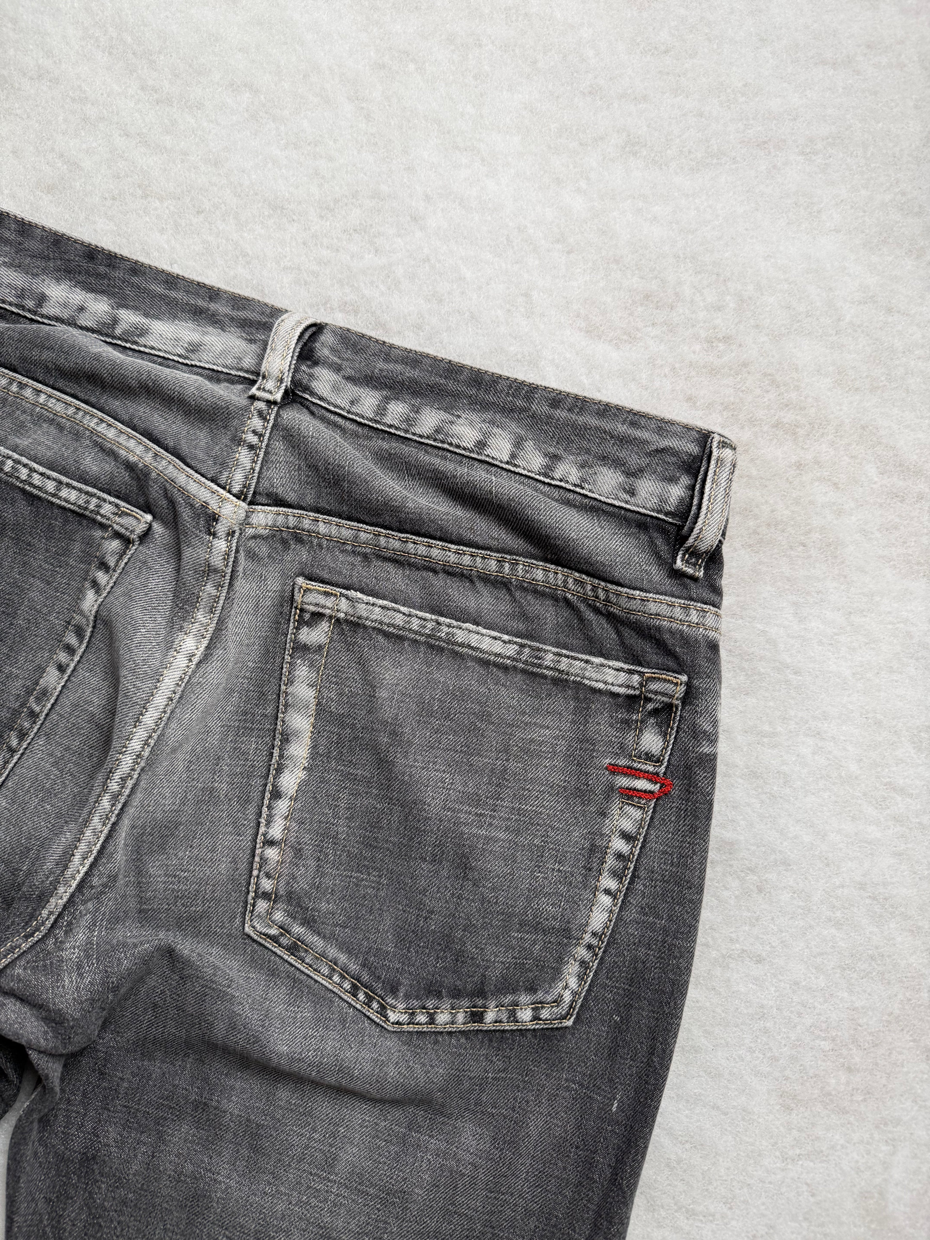 Diesel Jeans Boot Cut 30