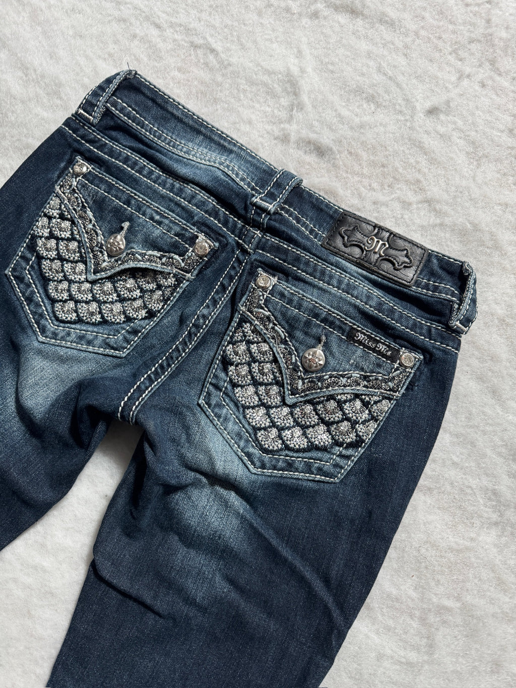 Miss Me Boot Cut Low Waist Jeans 25