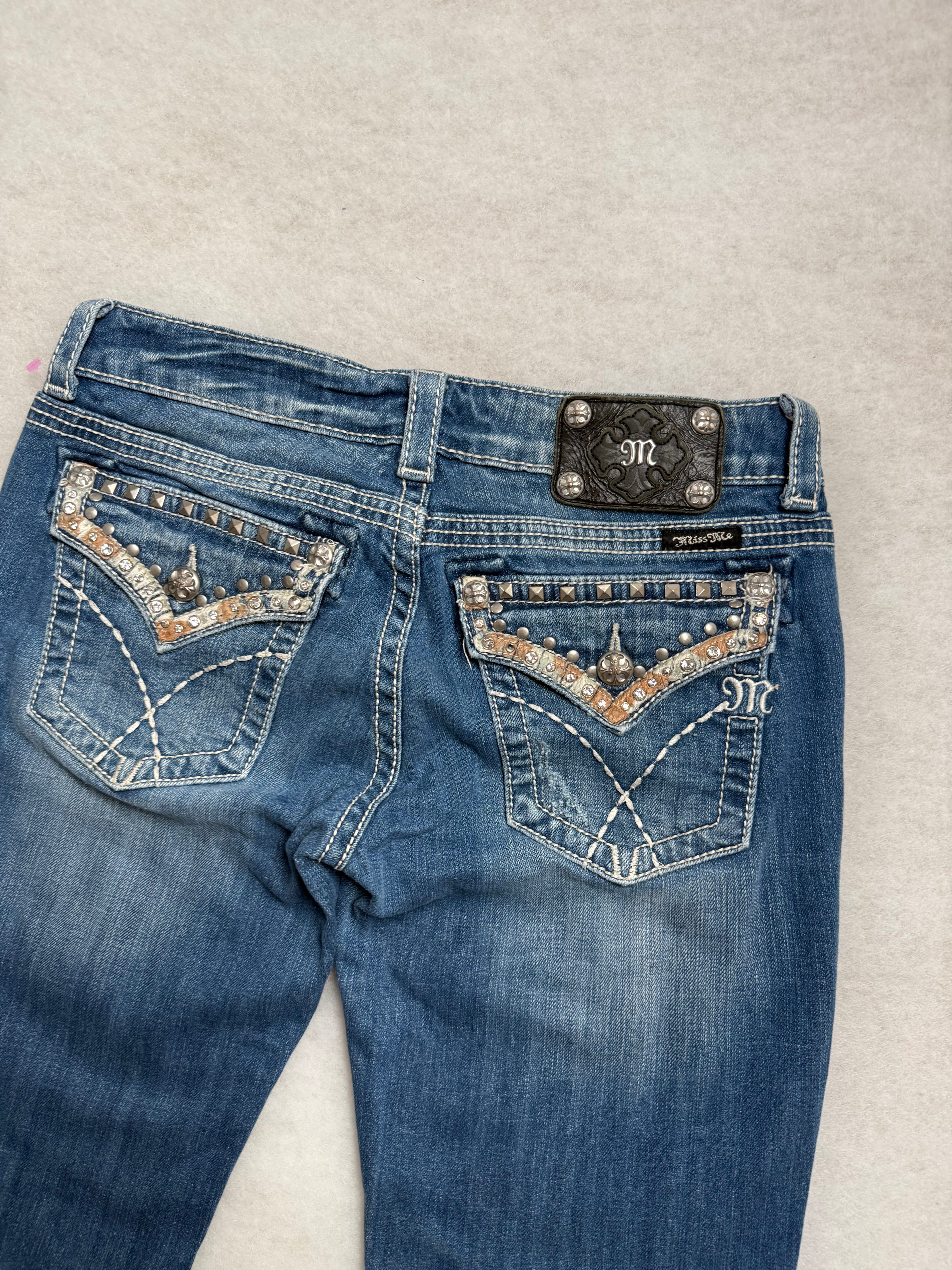 Miss Me Boot Cut Low Waist Jeans 29