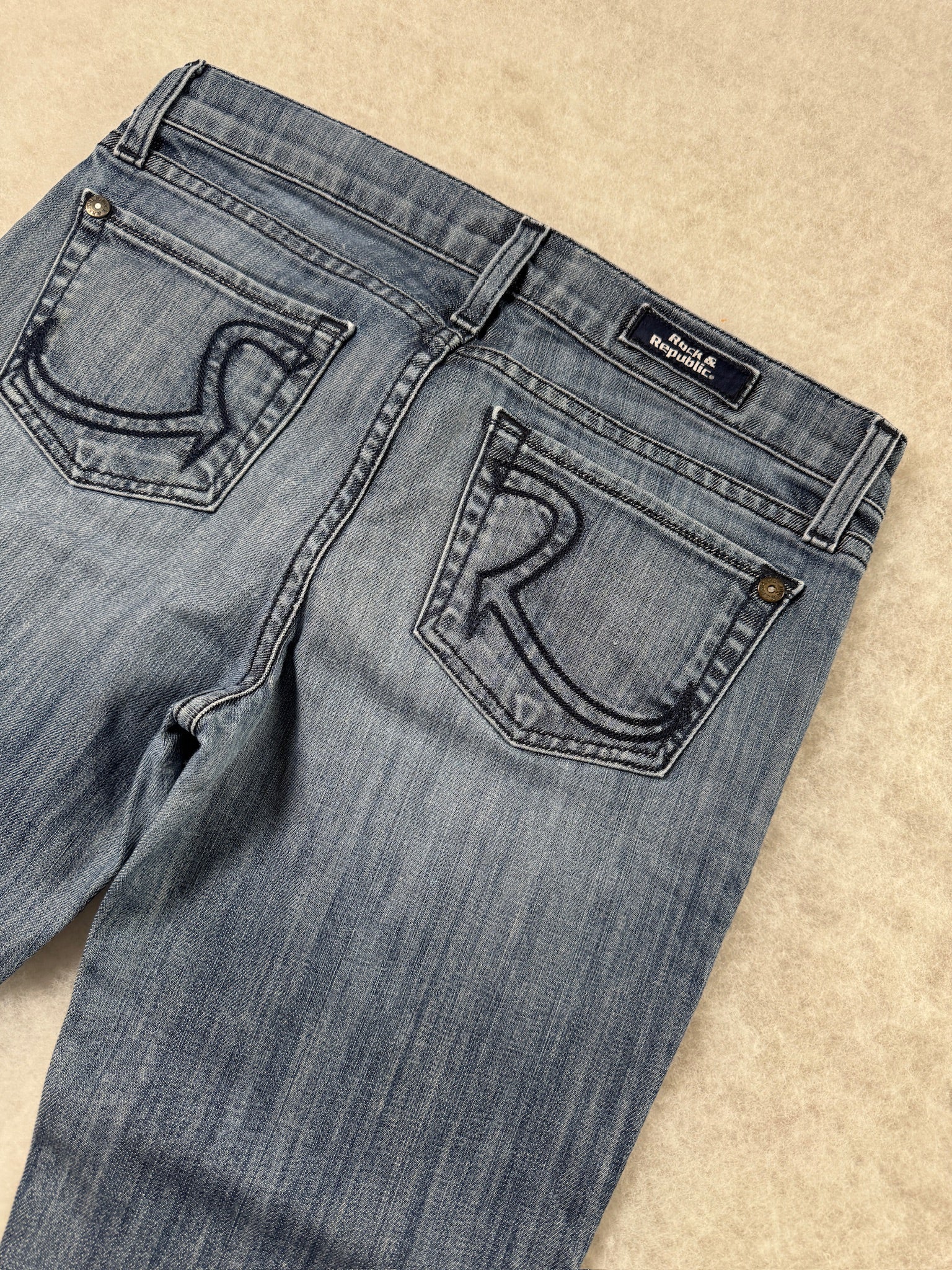 Rock & Republic Boot Cut Low Waist Jeans 26