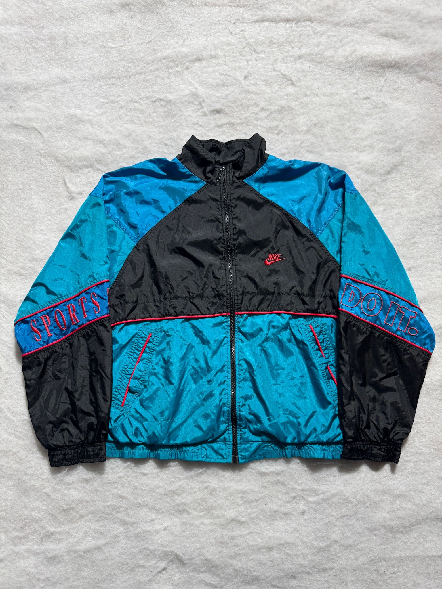 Nike Retro Windbreaker
