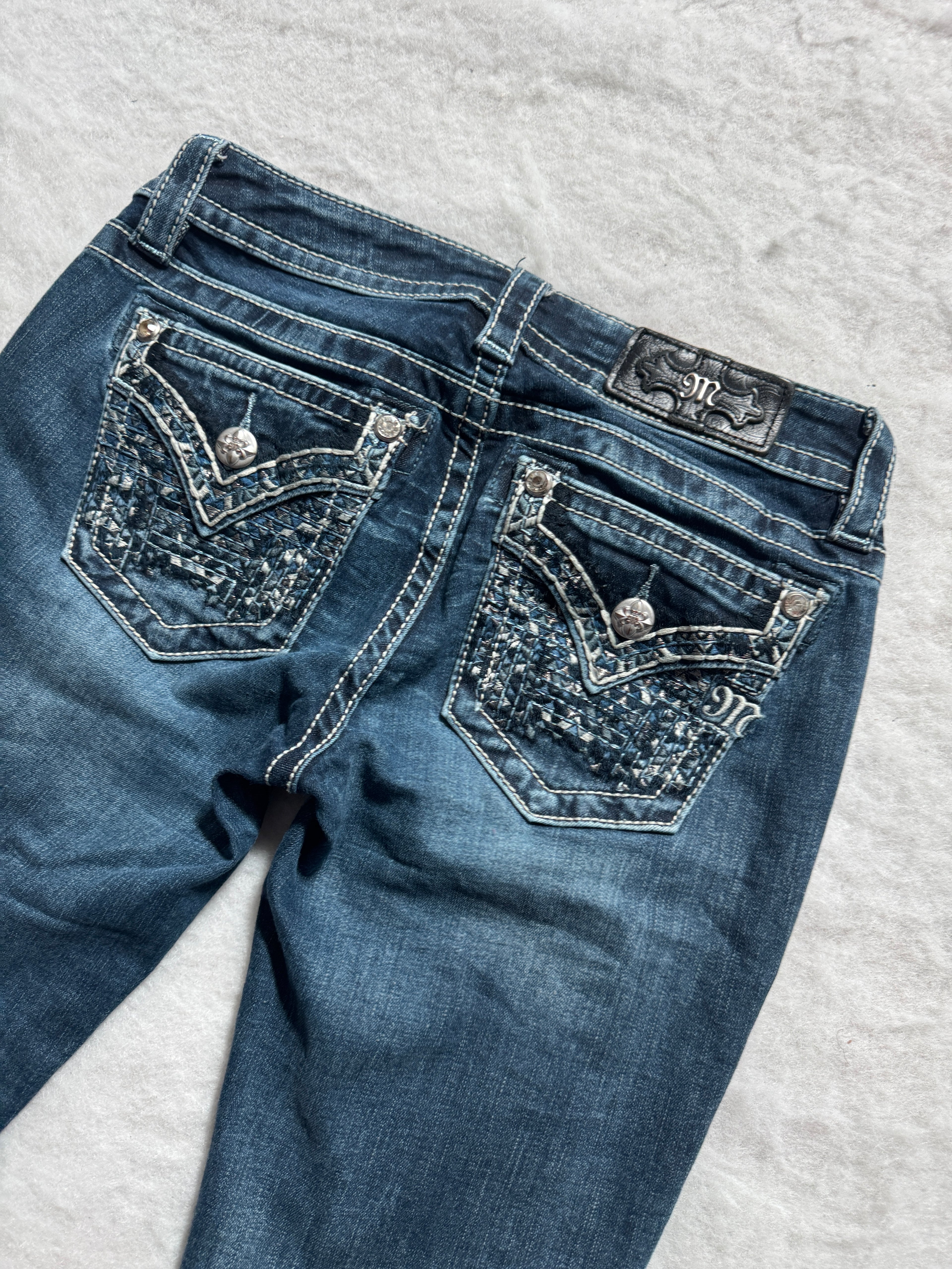 Miss Me Boot Cut Low Waist Jeans 27