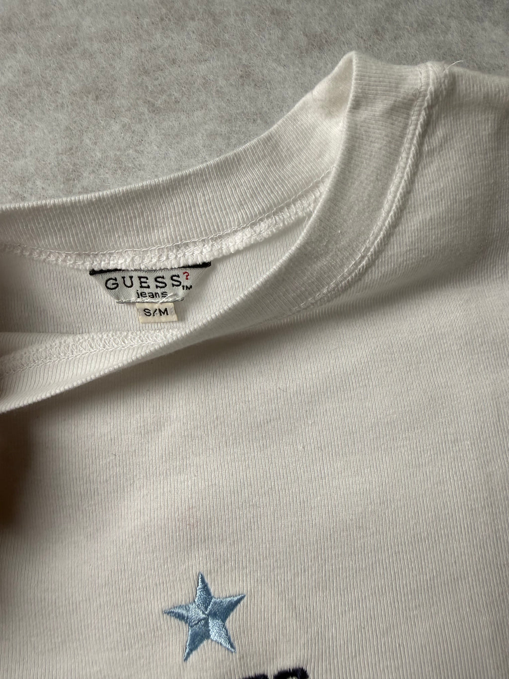 Guess Top mit Stick