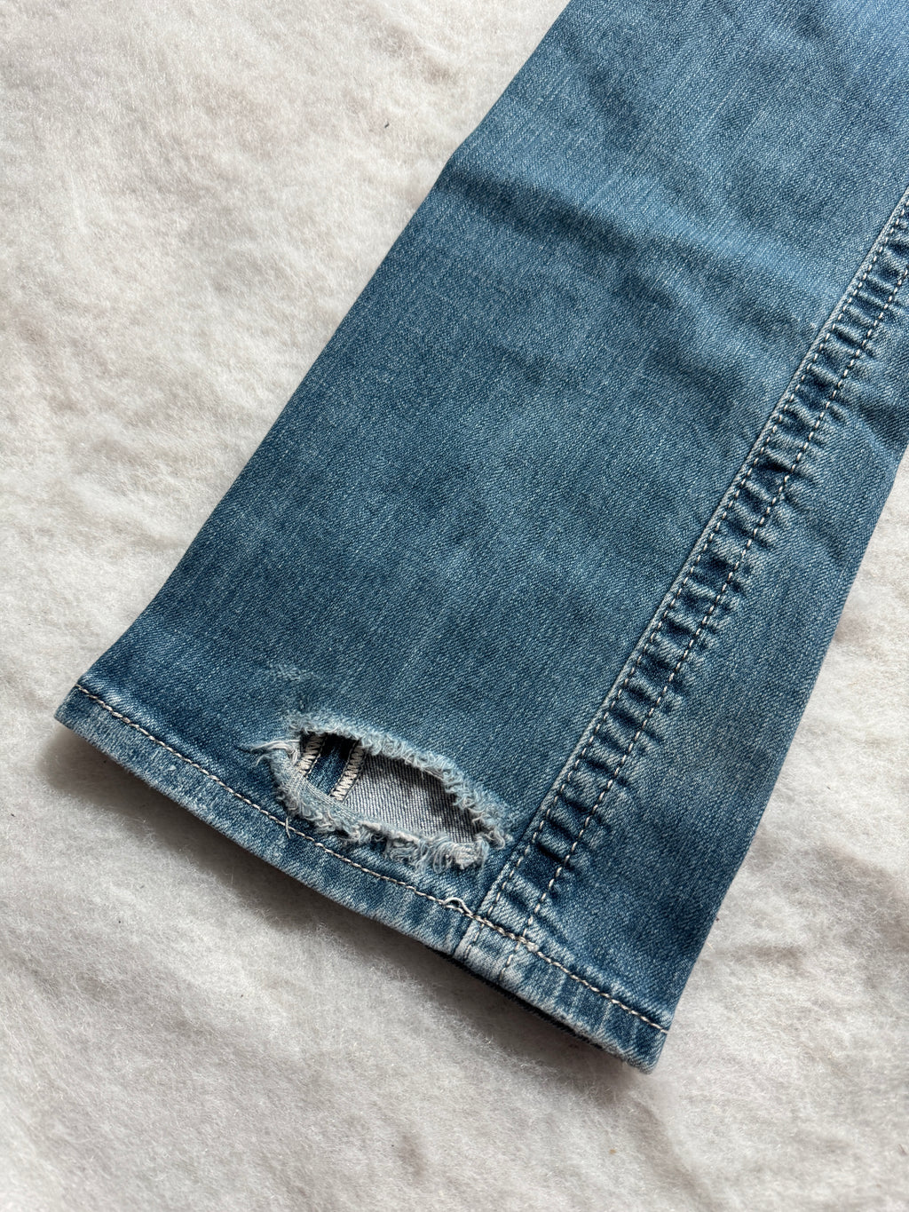 Miss Me Boot Cut Low Waist Jeans 30