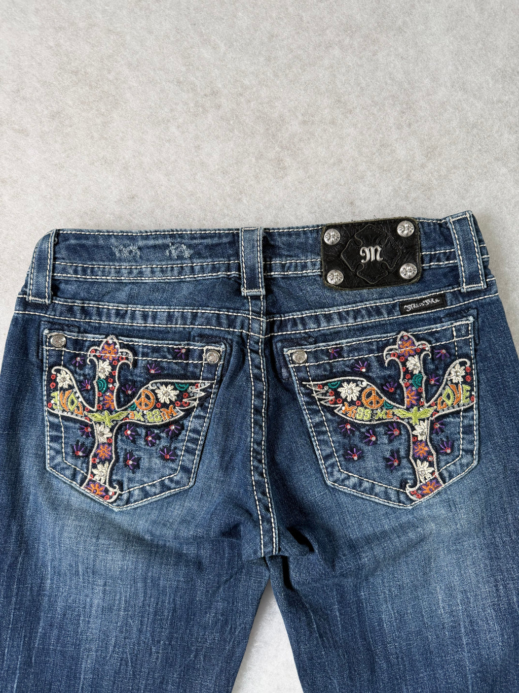 Miss Me Boot Cut Low Waist Jeans 28