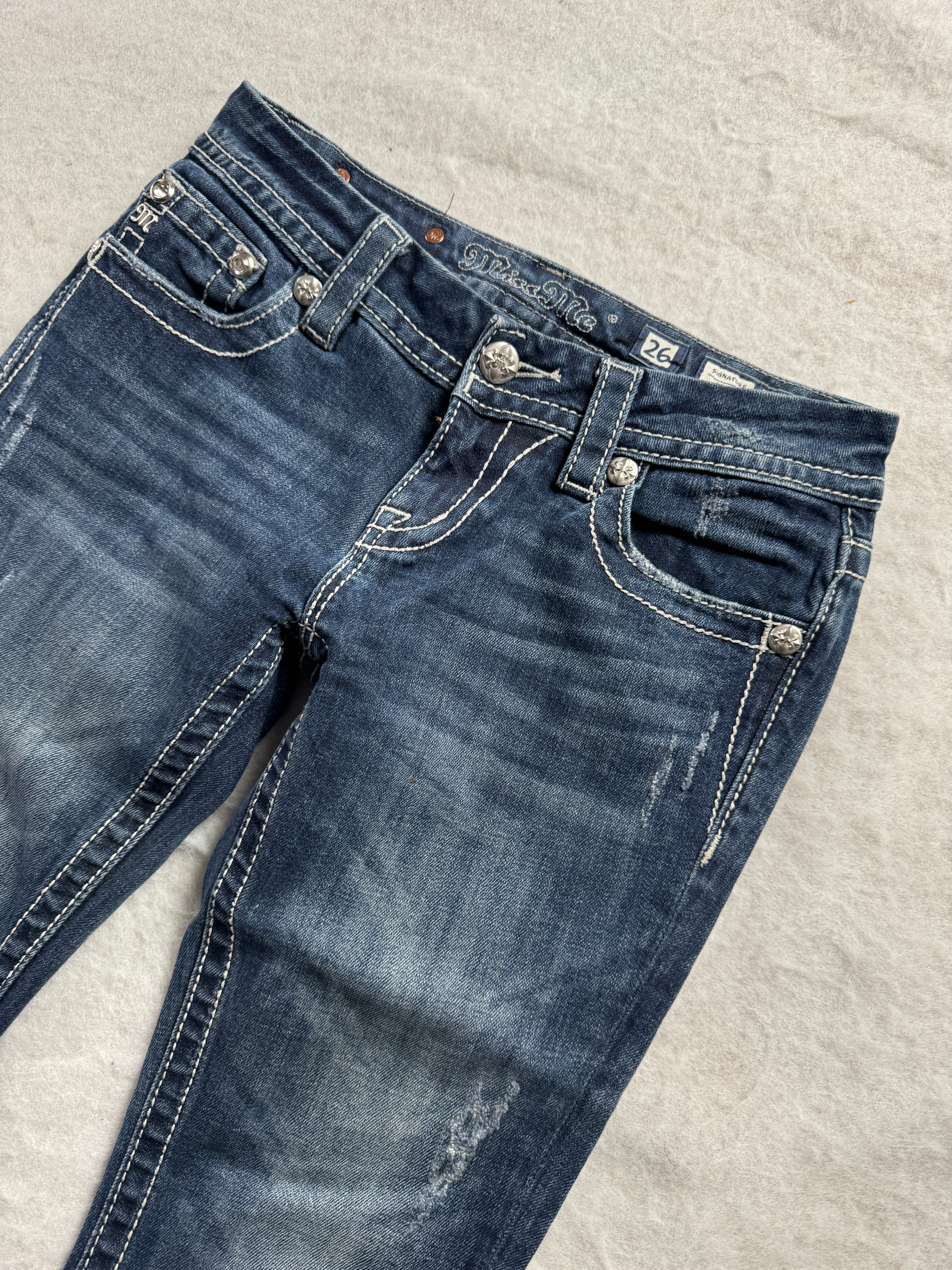 Miss Me Boot Cut Low Waist Jeans 26