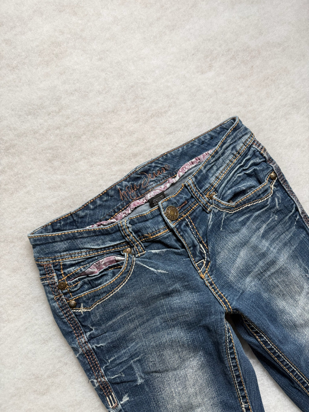Boot Cut Low Waist Jeans 27