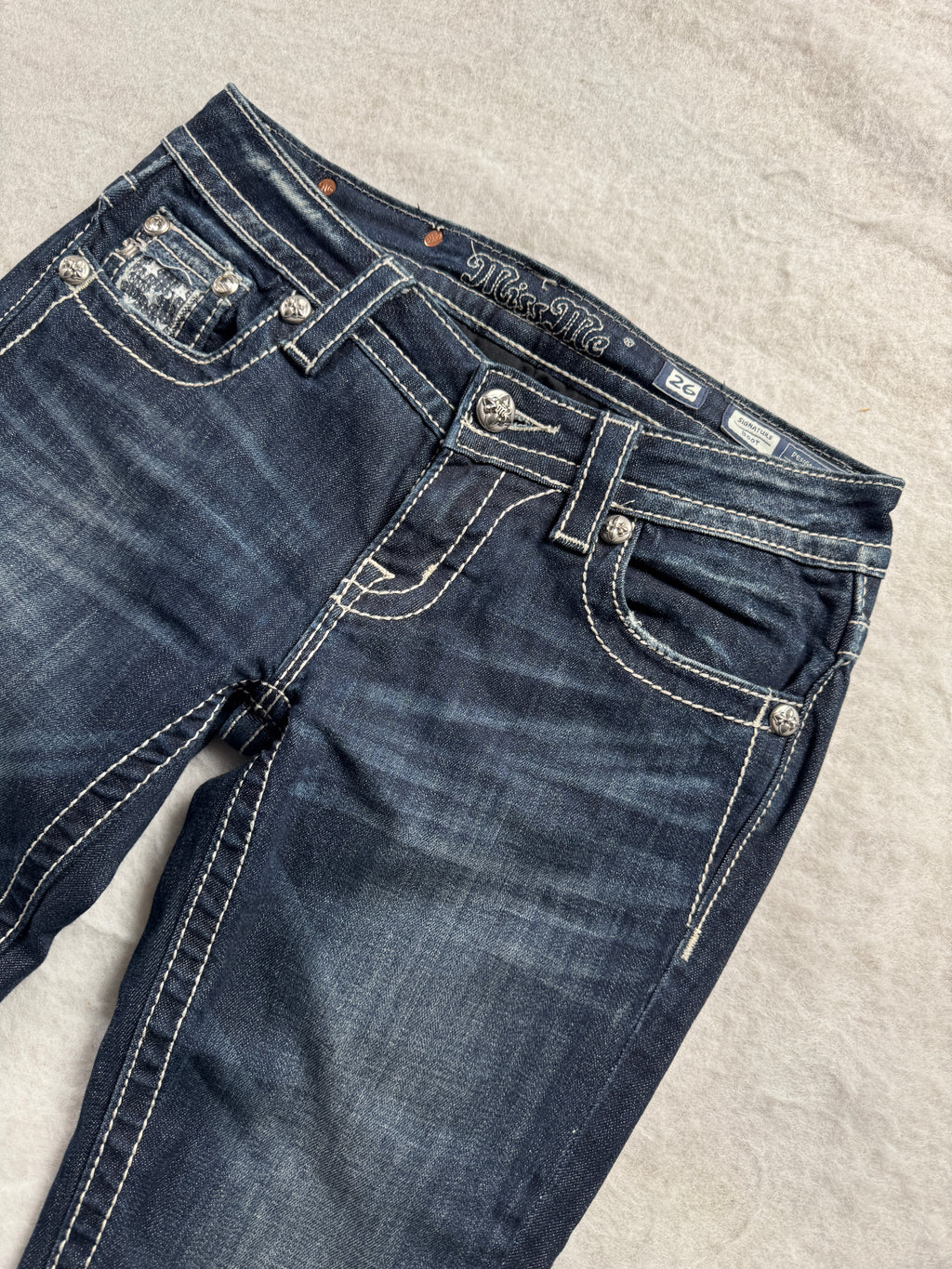 Miss Me Boot Cut Low Waist Jeans 26