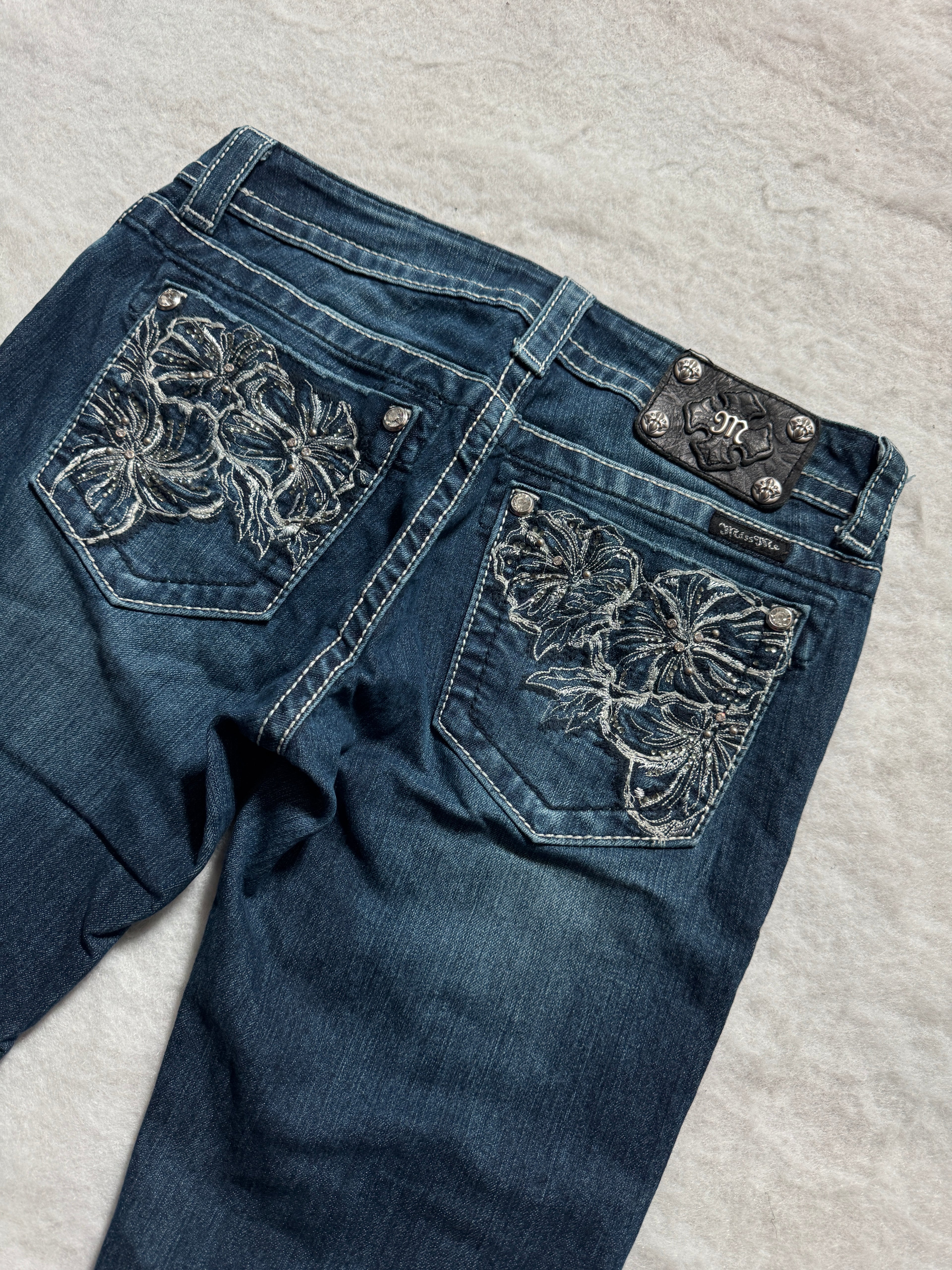 Miss Me Boot Cut Low Waist Jeans 29