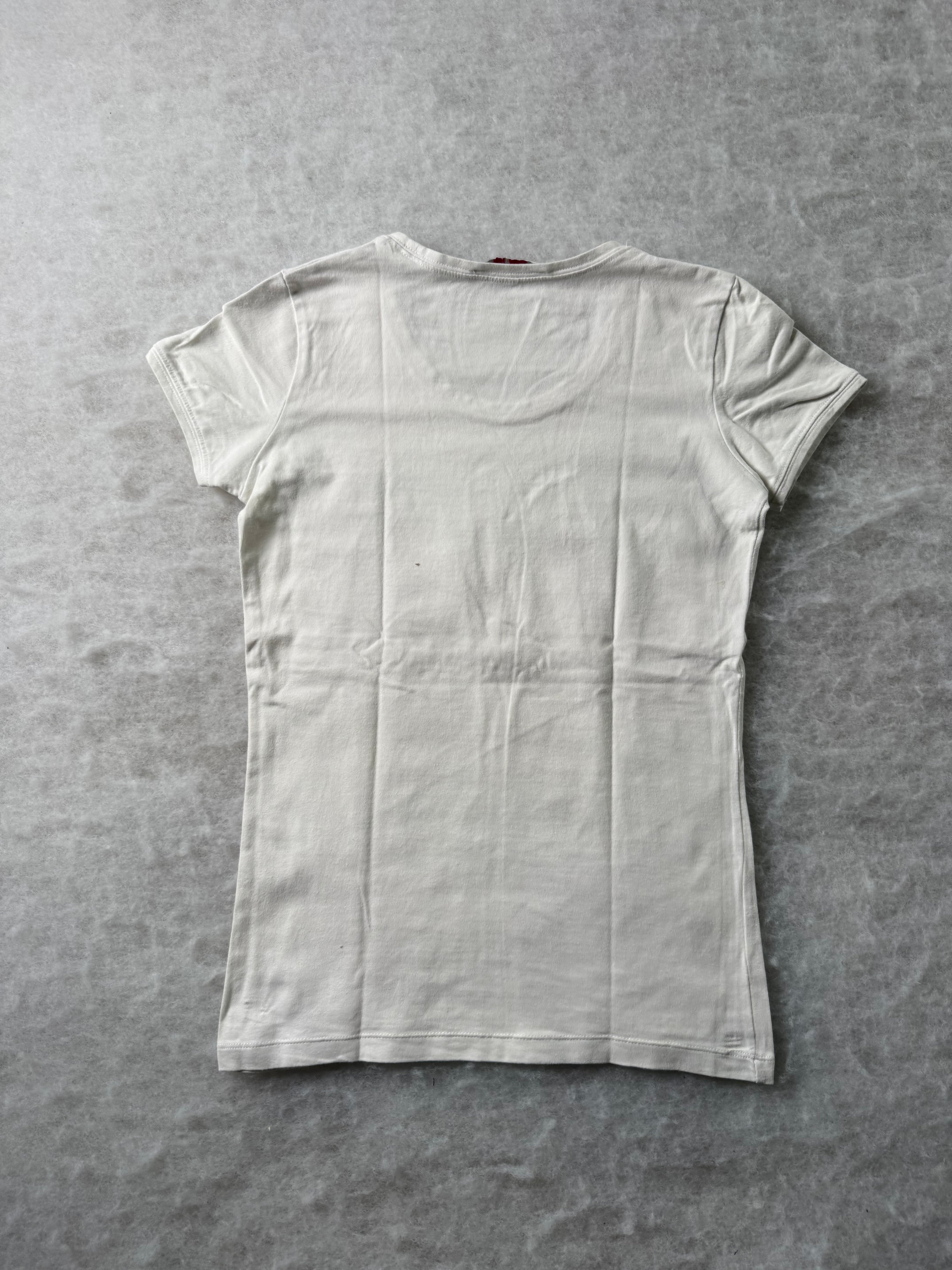 Guess Top mit Logo