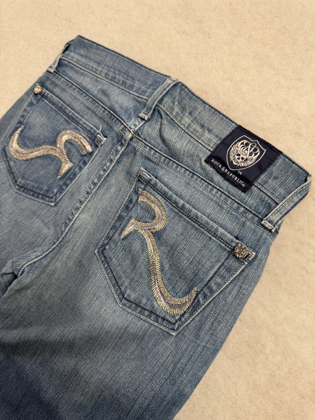 Rock & Republic Boot Cut Low Waist Jeans 24