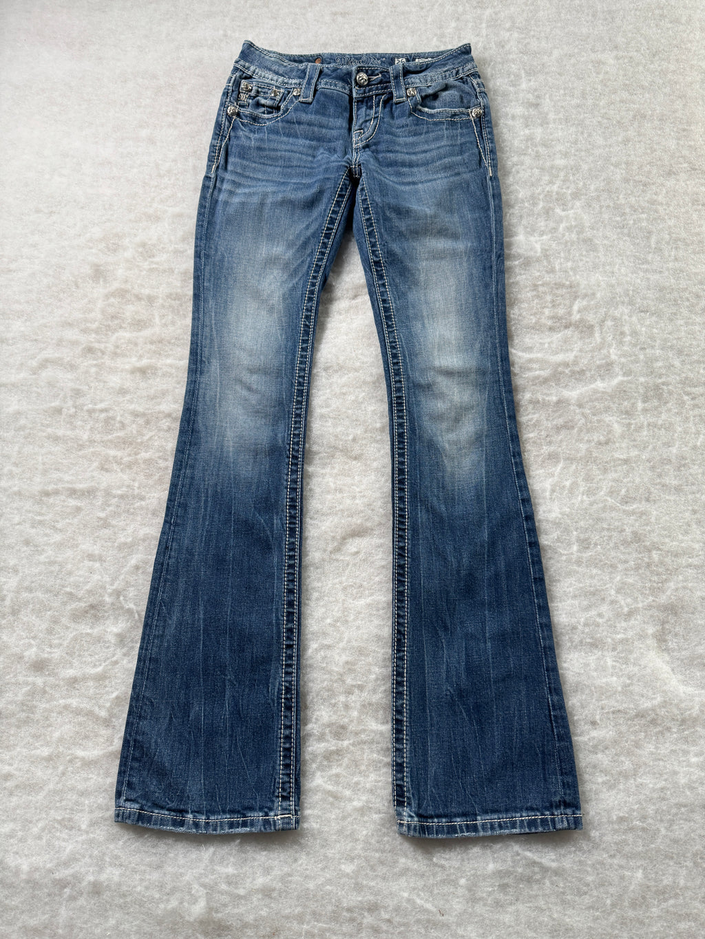 Miss Me Boot Cut Low Waist Jeans 26