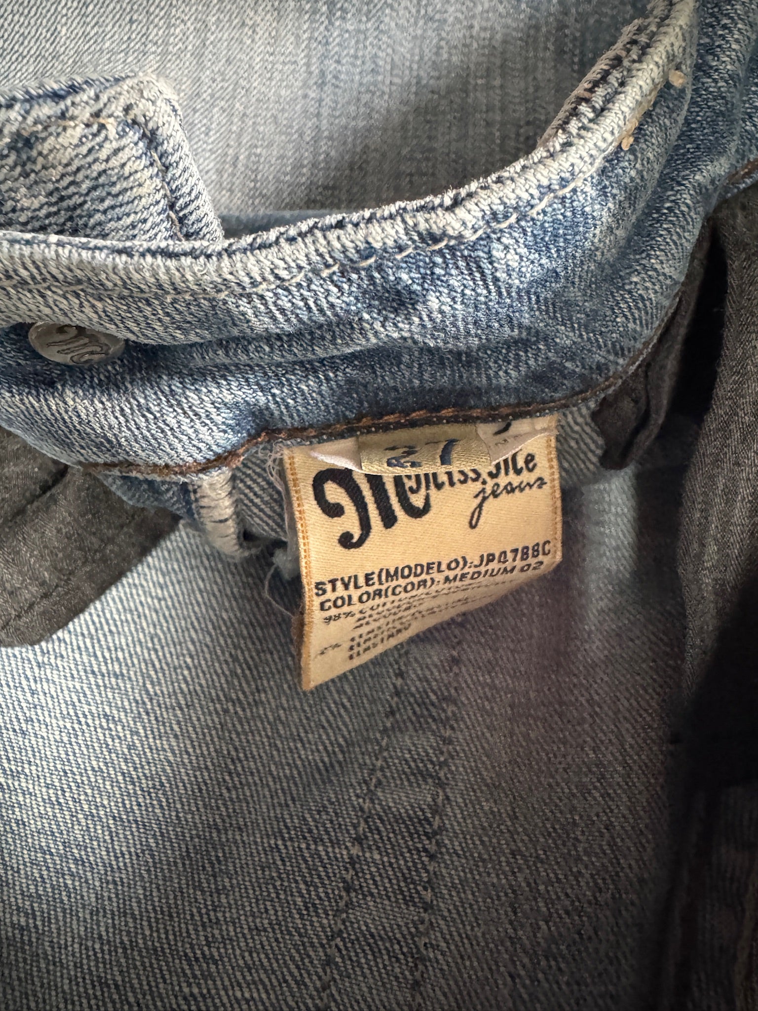 Miss Me Boot Cut Low Waist Jeans 27
