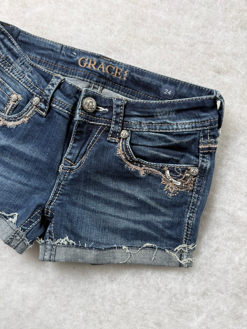 Grace in LA Shorts 24