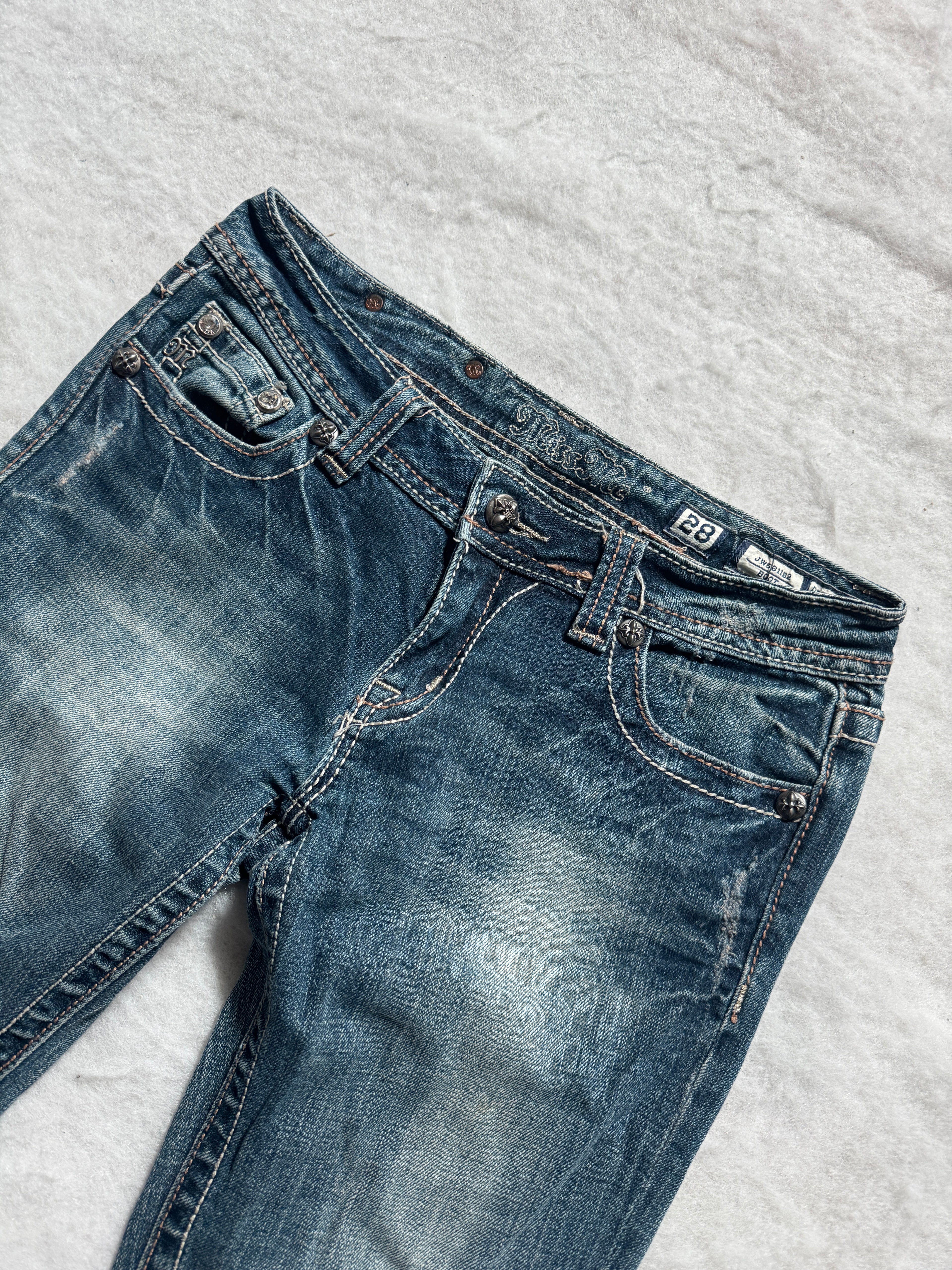 Miss Me Boot Cut Low Waist Jeans 28