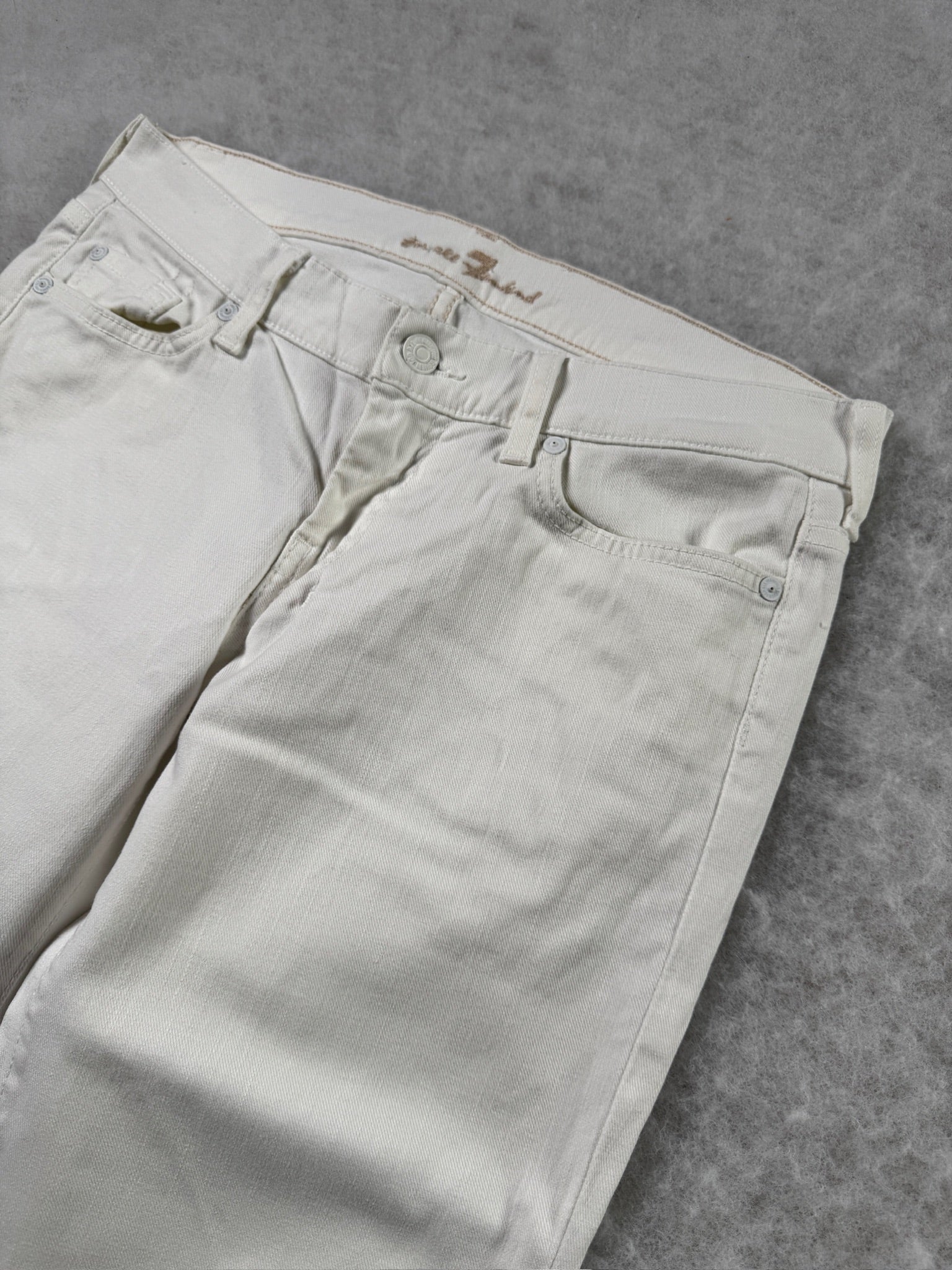 Seven Boot Cut Low Waist Jeans 29