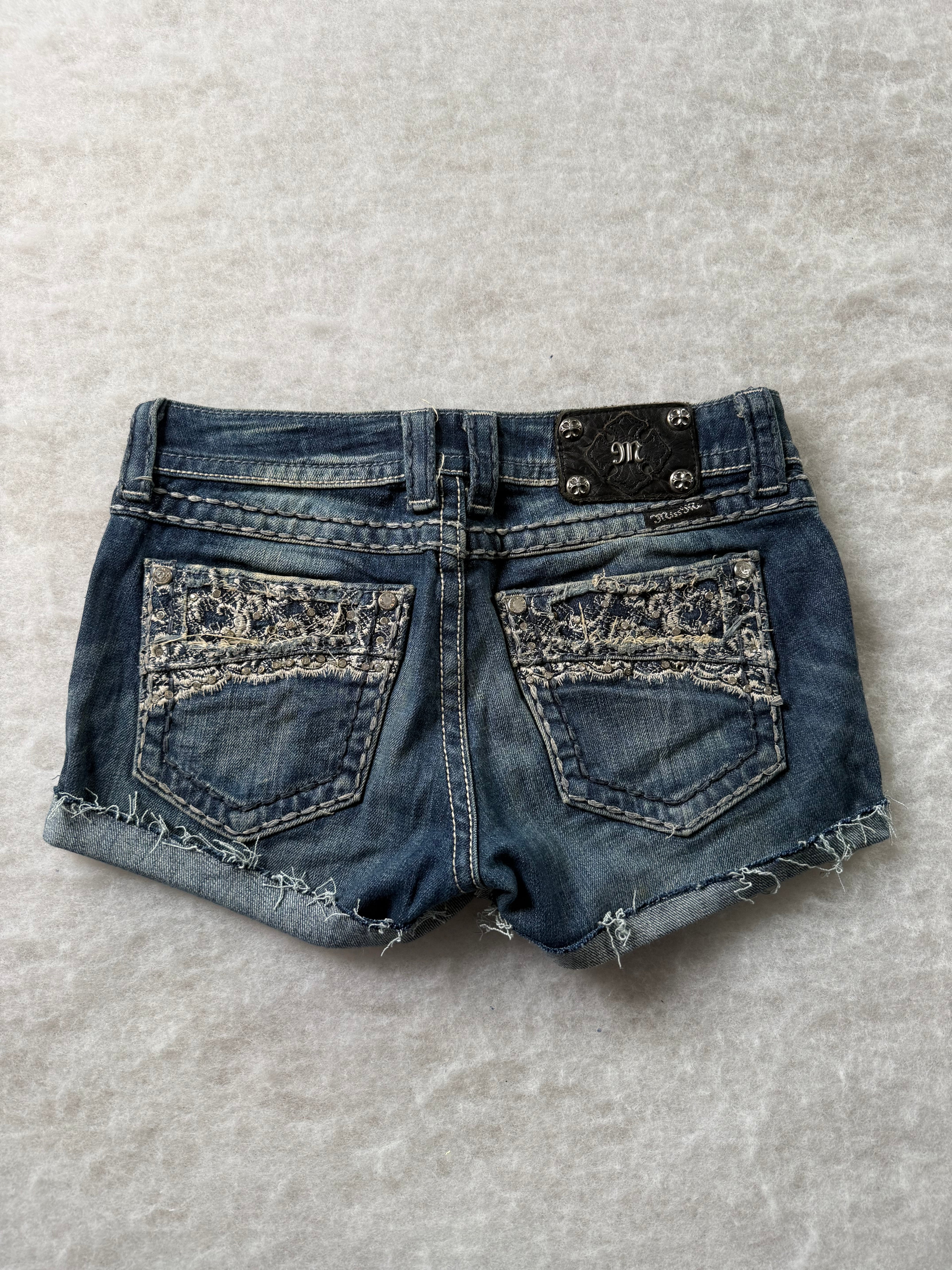 Miss Me Shorts 28