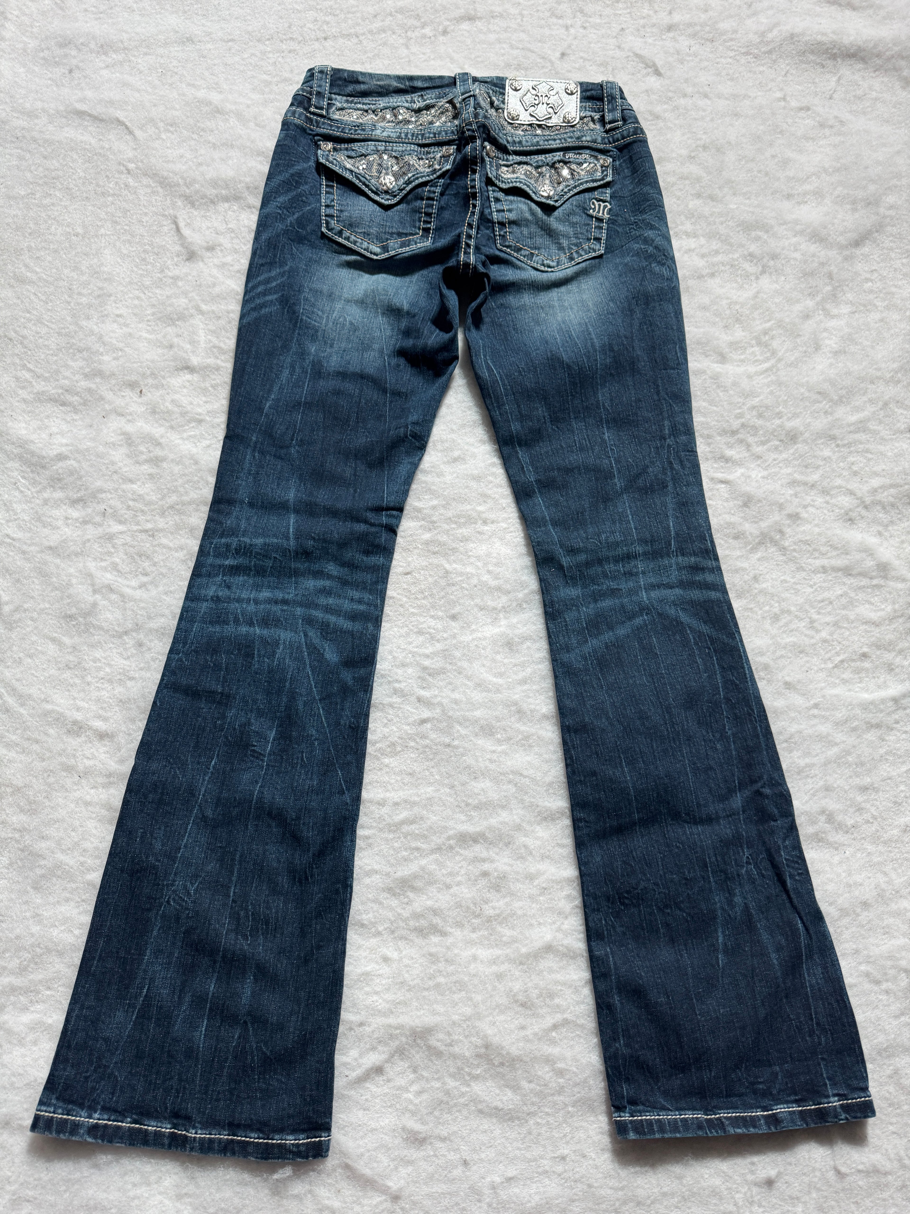 Miss Me Boot Cut Low Waist Jeans 26