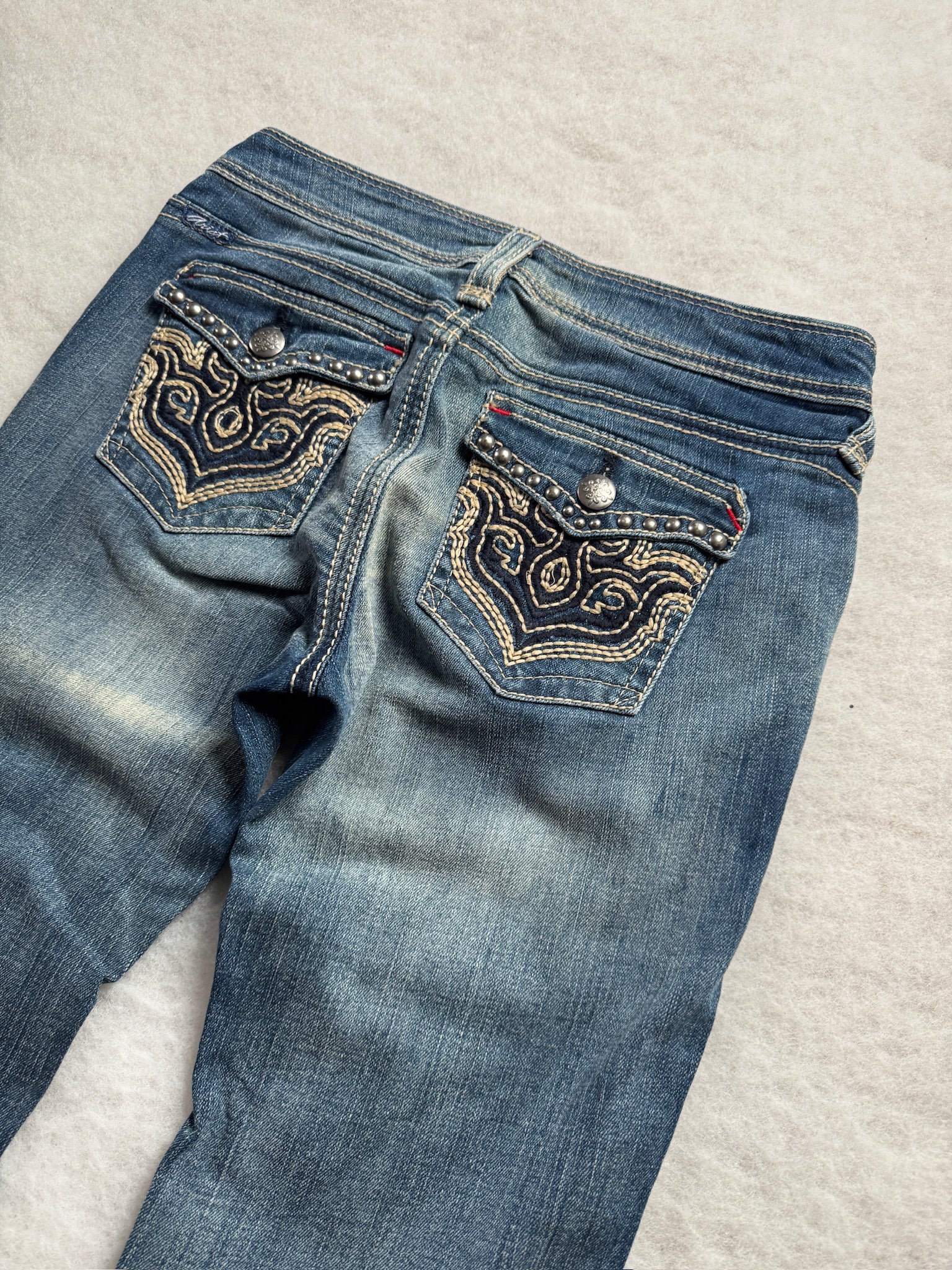 Boot Cut Ariat Low Waist Jeans