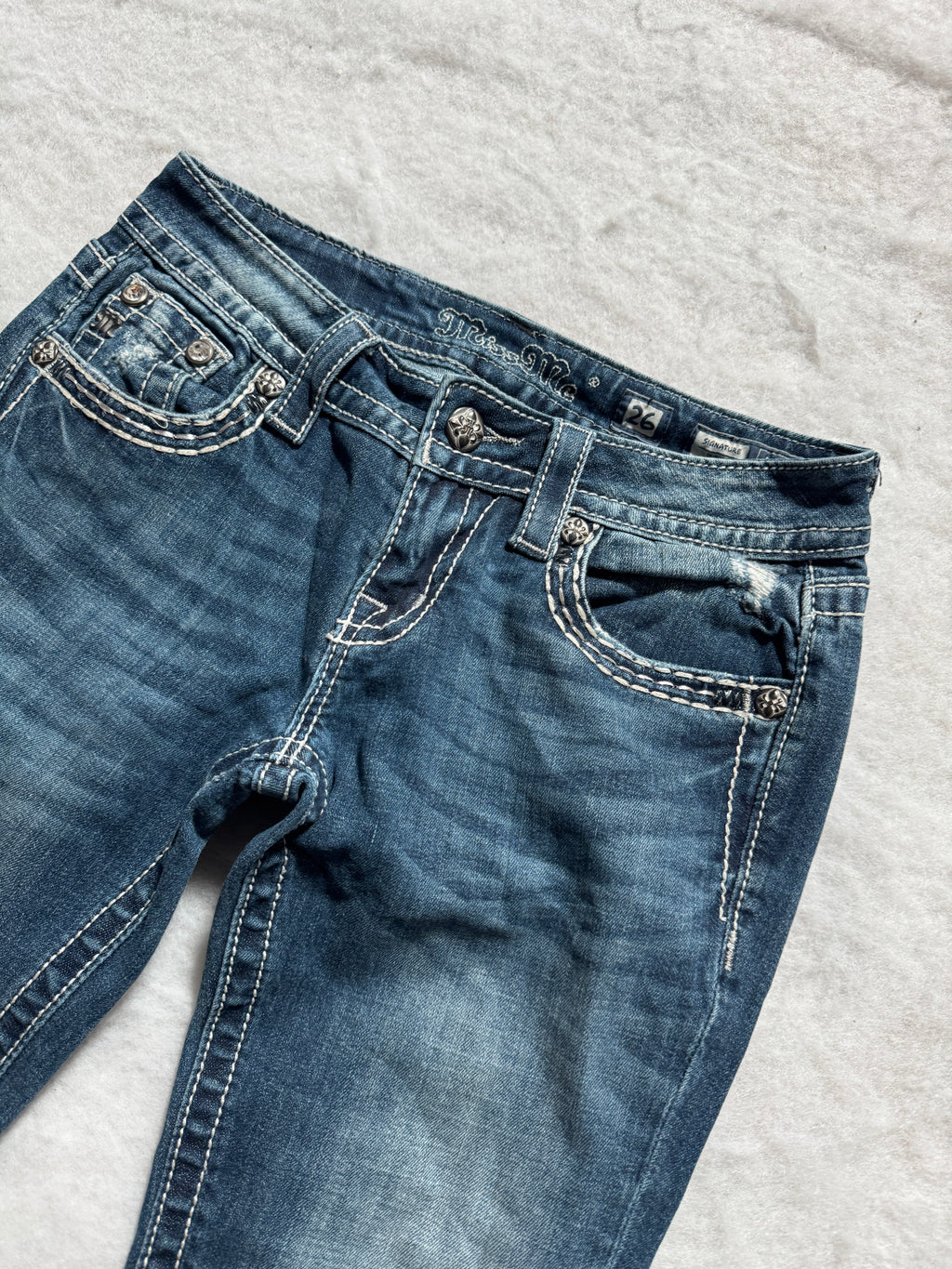 Miss Me Boot Cut Low Waist Jeans 26