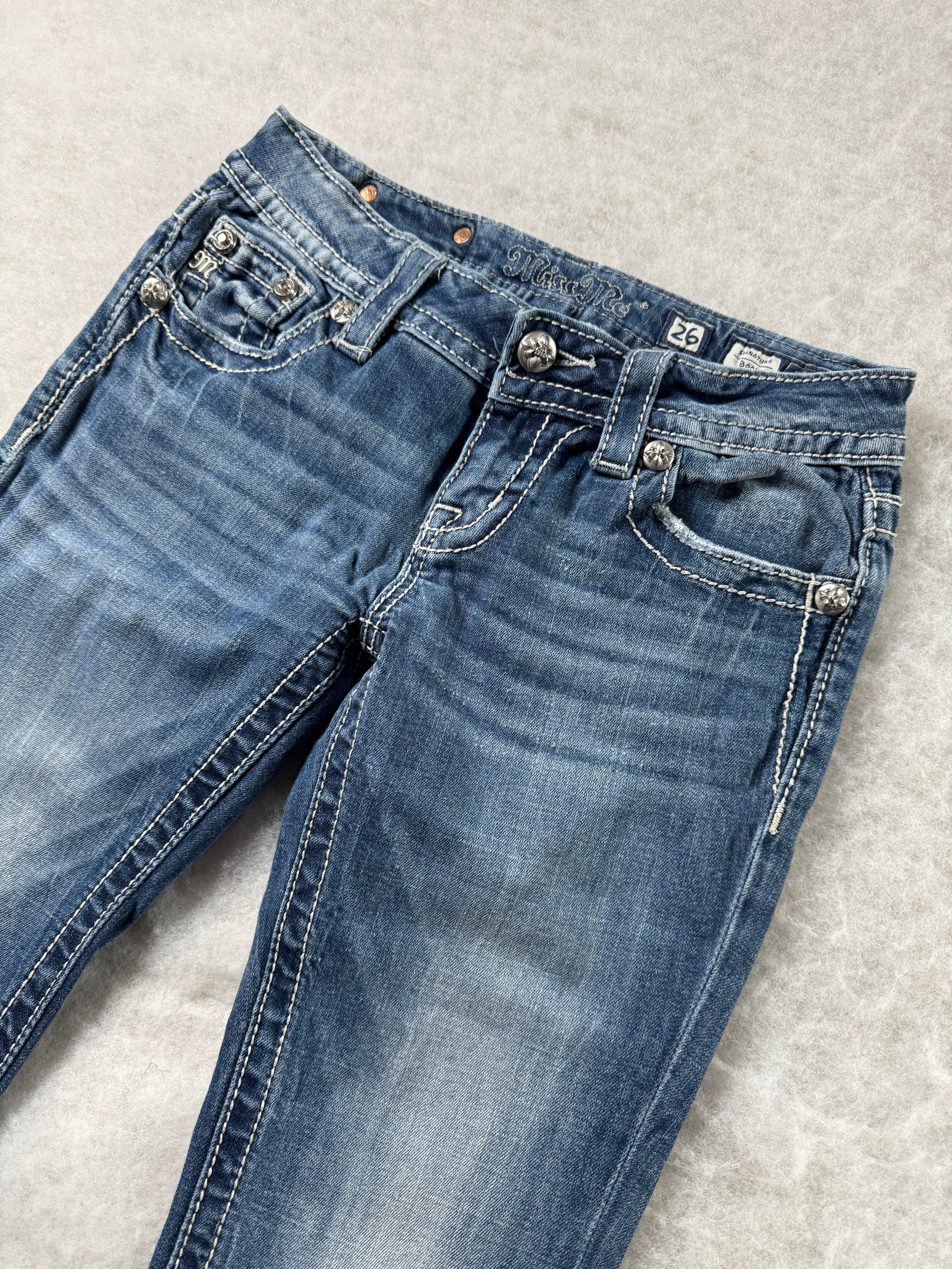 Miss Me Boot Cut Low Waist Jeans 26