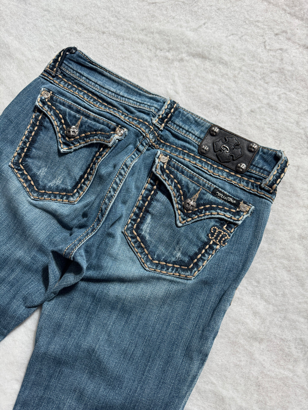 Miss Me Boot Cut Low Waist Jeans 29