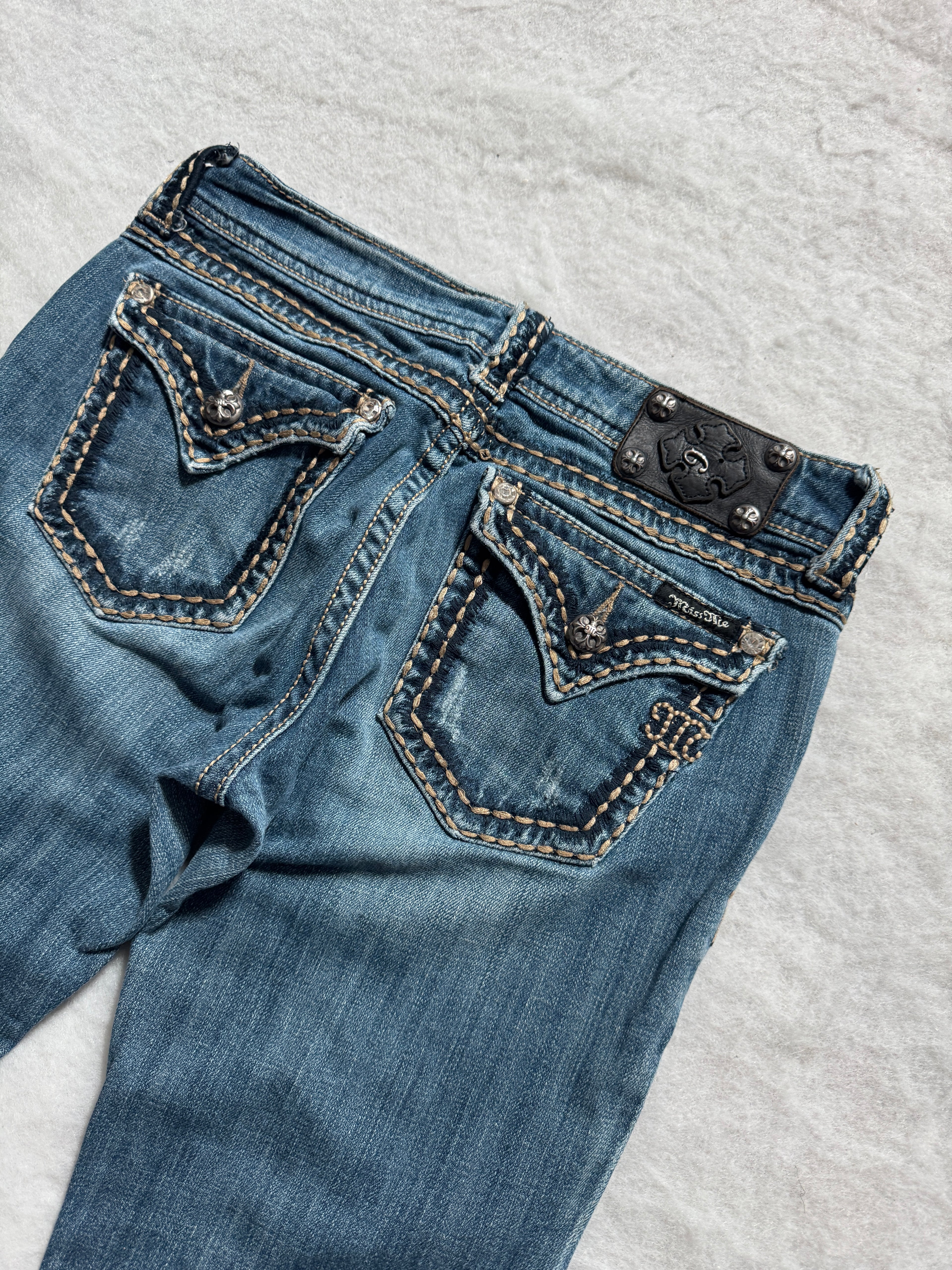 Miss Me Boot Cut Low Waist Jeans 29